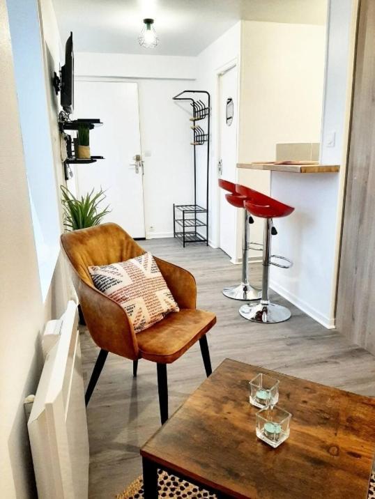 Appartement Le Petit Cocon Bleu à Flers  Extérieur photo